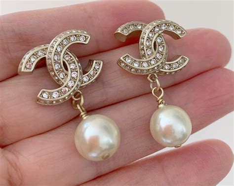 chanel pearl drop earrings dupe|chanel earrings the real.